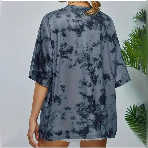 Women's Black and Gray Tie-Dye Casual Oversized T-Shirt Size Medium - Picture 4 of 16